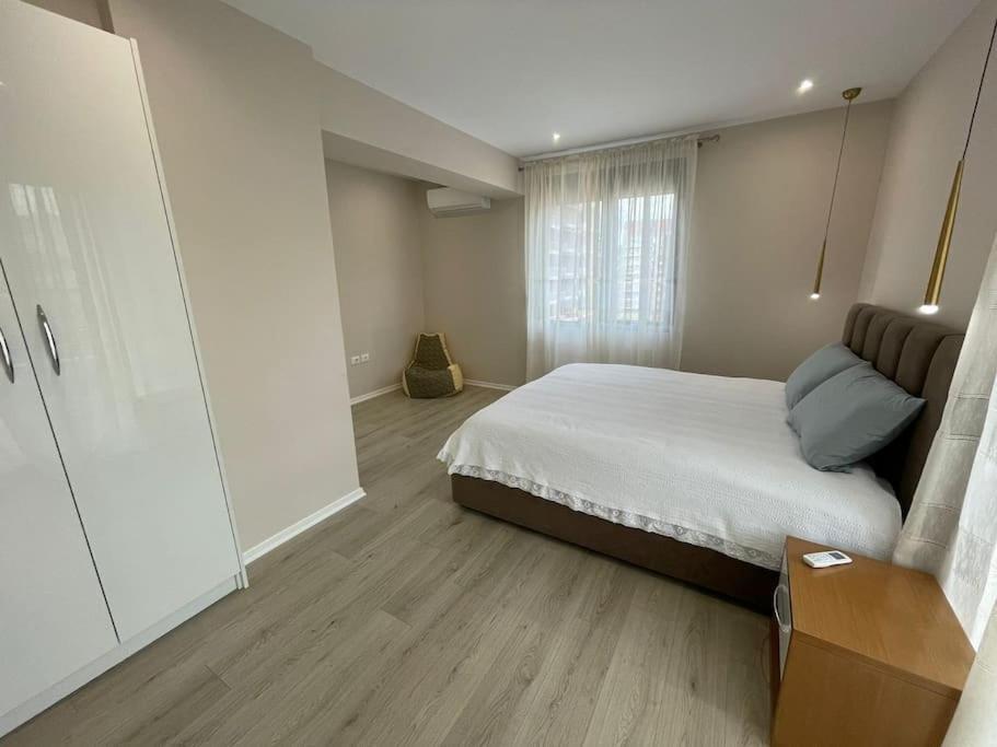 Melody Apartment In Korce Exterior photo
